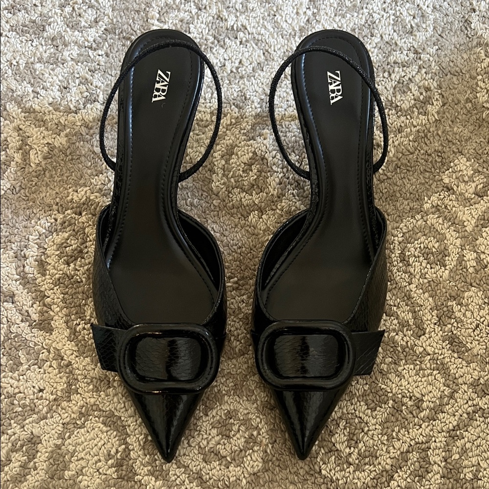 Zara Women's Black Pointed Heels with Buckle size 39